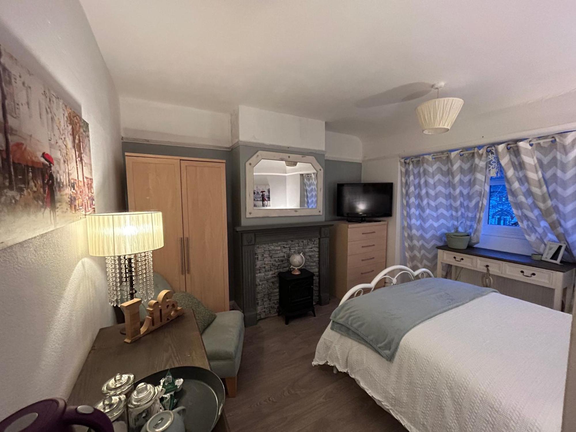 Redditch Rest Near Town Centre & Transport Links公寓 外观 照片