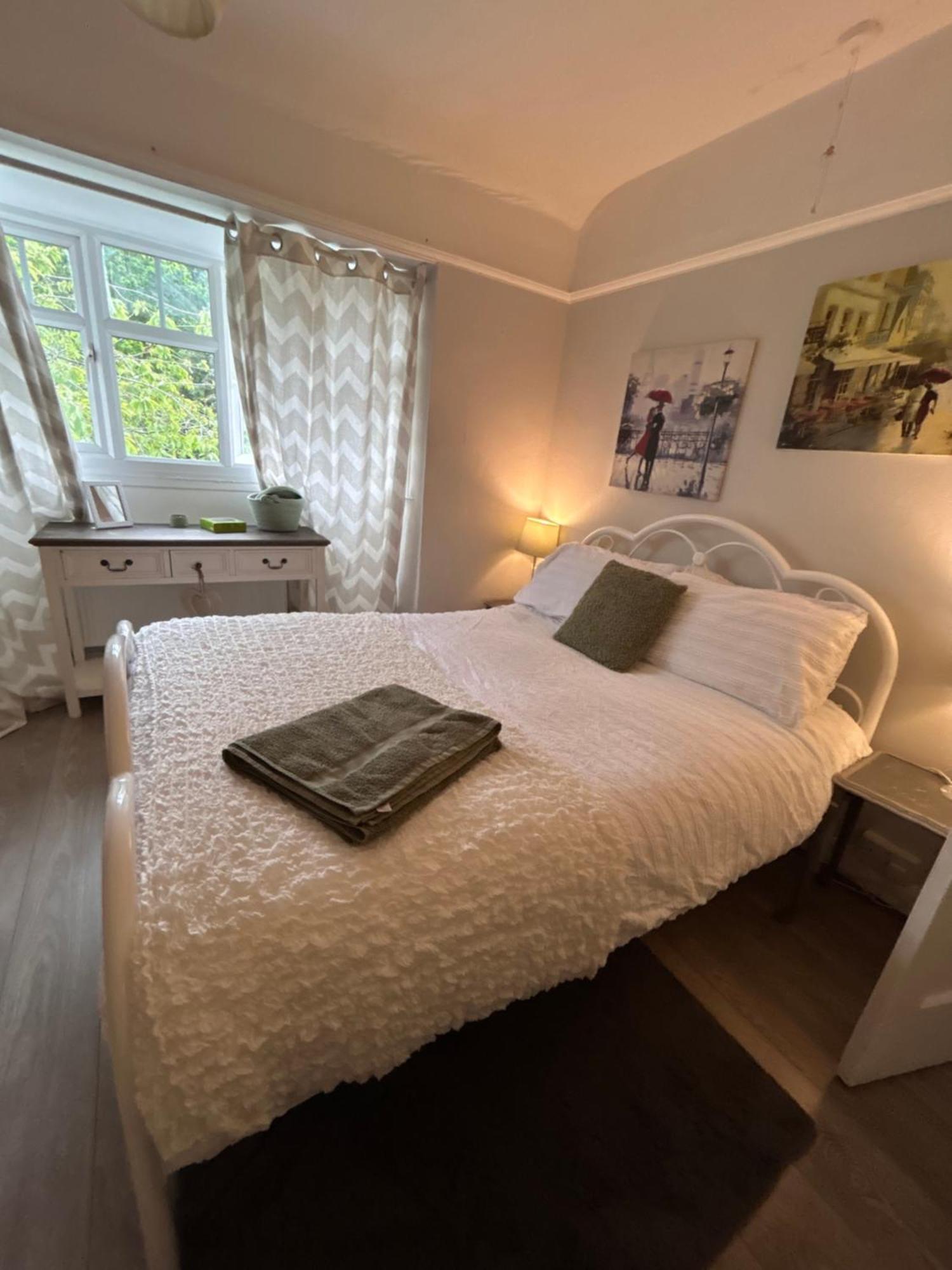 Redditch Rest Near Town Centre & Transport Links公寓 外观 照片